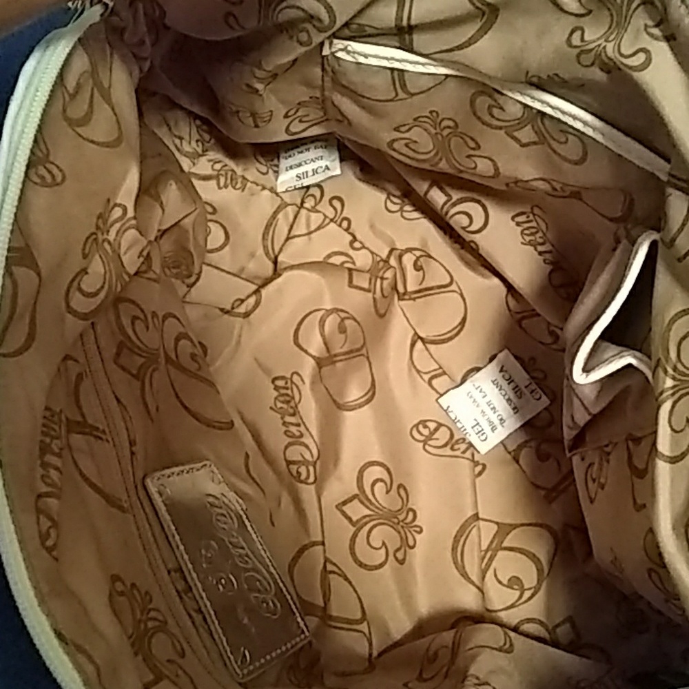 Handbag - Picture 3 of 3